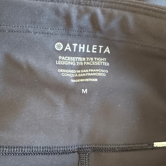 Athleta 7/8 Pacesetter Leggings - Picture 3 of 3